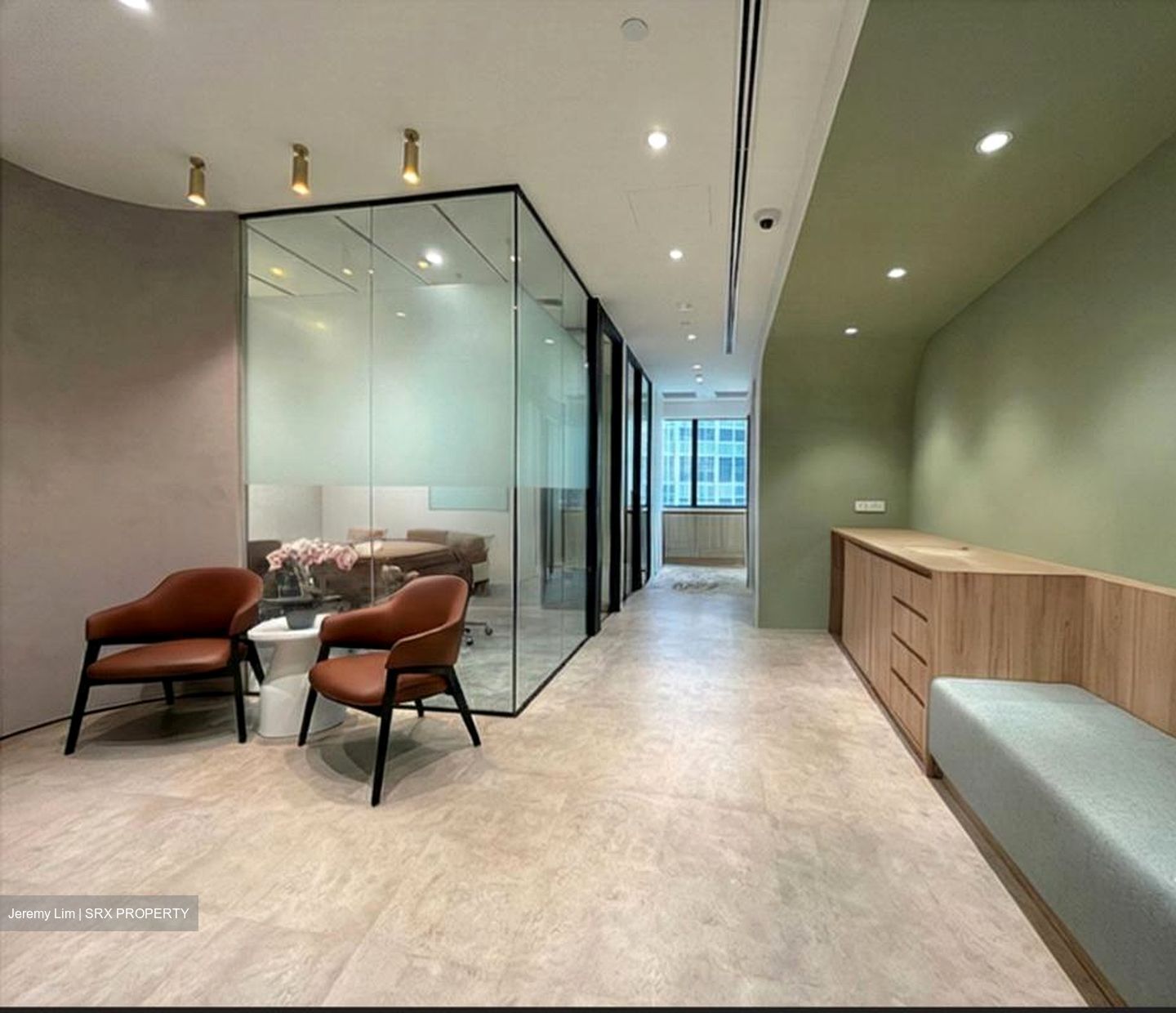 Robinson 112 (D1), Office #522793331